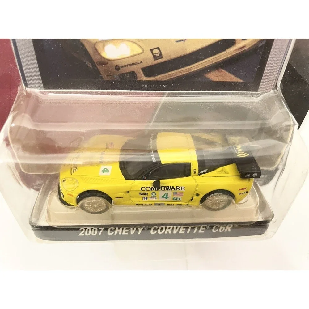 NEW GreenLight Speed 2007 Chevy Corvette C6R 1/64 Diecast Yellow & Trading Card